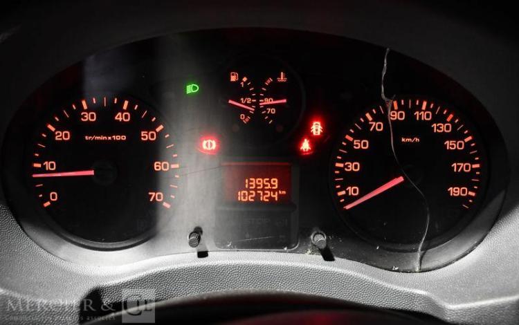 PEUGEOT EXPERT HDI BLEU ED-715-GV