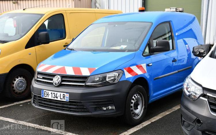 VOLKSWAGEN CADDY GNV BLEU EH-134-LR