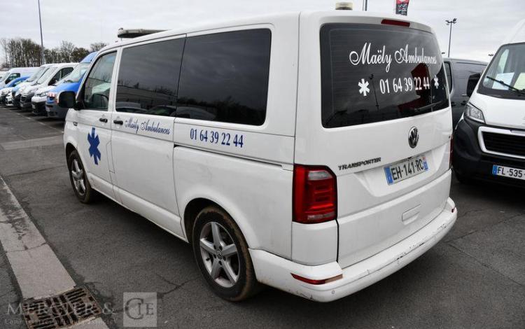 VOLKSWAGEN TRANSPORTER T6 AMBULANCE BLANC EH-141-RC