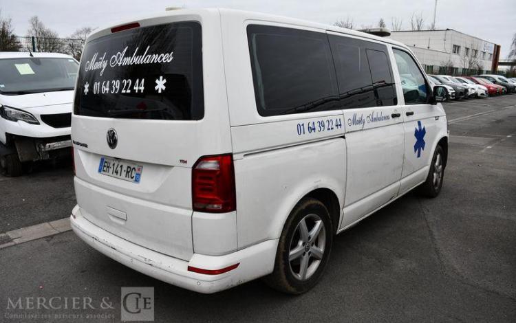 VOLKSWAGEN TRANSPORTER T6 AMBULANCE BLANC EH-141-RC