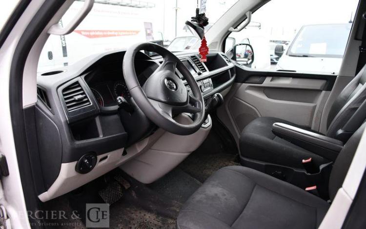 VOLKSWAGEN TRANSPORTER T6 AMBULANCE BLANC EH-141-RC