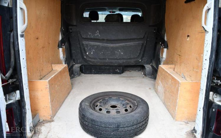 RENAULT TRAFIC CAB APP L2H1 1200 GCF ENERGY DCI 125 BLANC EJ-499-HT