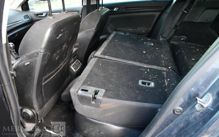 RENAULT MEGANE ESTATE 1,5 DCI 110 BUSINESS GRIS EK-857-JK