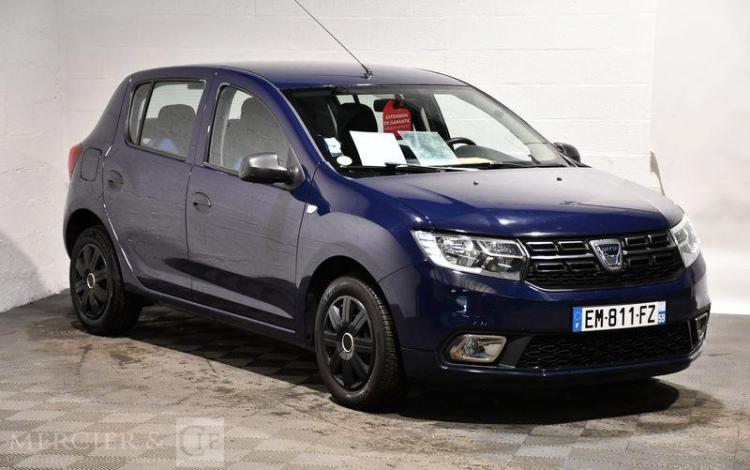 DACIA SANDERO AMBIANCE DCI 75  EM-811-FZ