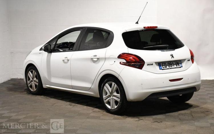 PEUGEOT 208 GENERATION-I 1.2 PURETECH 80CH STYLE BLANC EQ-091-VN