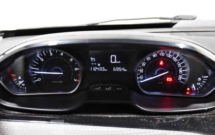 PEUGEOT 208 GENERATION-I 1.2 PURETECH 80CH STYLE BLANC EQ-091-VN