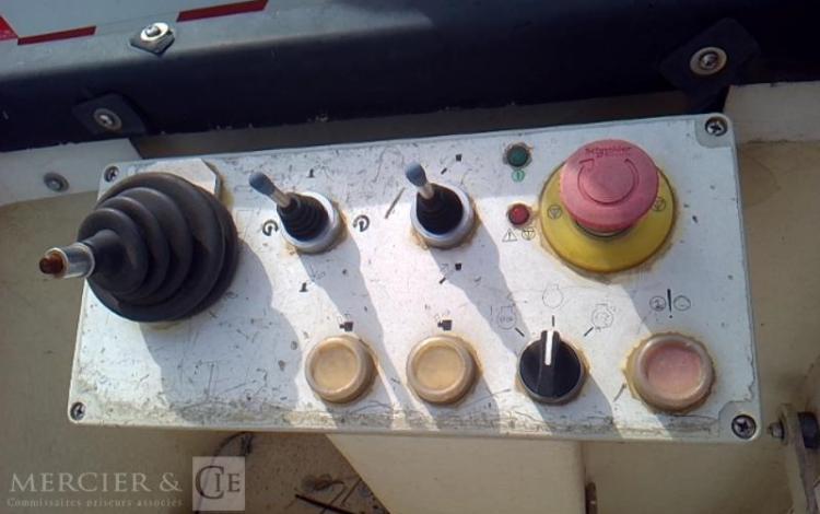 RENAULT MASTER NACELLE SUR VL 12M 1783H BLANC ES-049-CQ