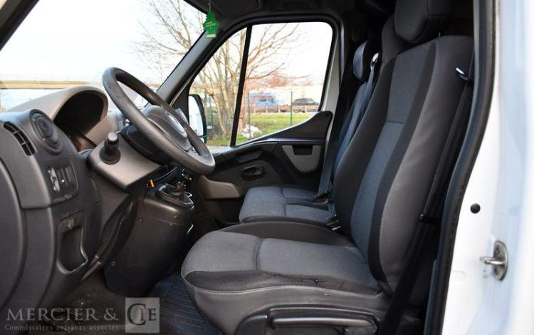 RENAULT MASTER FOURGON 2.3 DCI 110 28 L1H1 CONFORT BLANC ES-841-CD