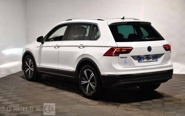 VOLKSWAGEN TIGUAN BLANC ET-151-ZK