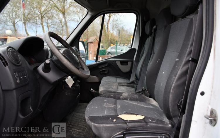 RENAULT MASTER FOURGON 2.3 DCI 110 33 L2H2 GRAND-CONFORT BLANC EV-180-VC