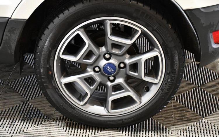 FORD ECOSPORT 1,5 TDCI 100 TITANIUM BLANC EV-410-TT