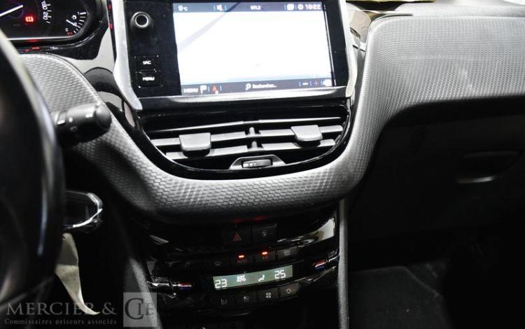 PEUGEOT 208 1.6 BLUEHDI 100 ALLURE BUSINESS BLANC EW-027-AN