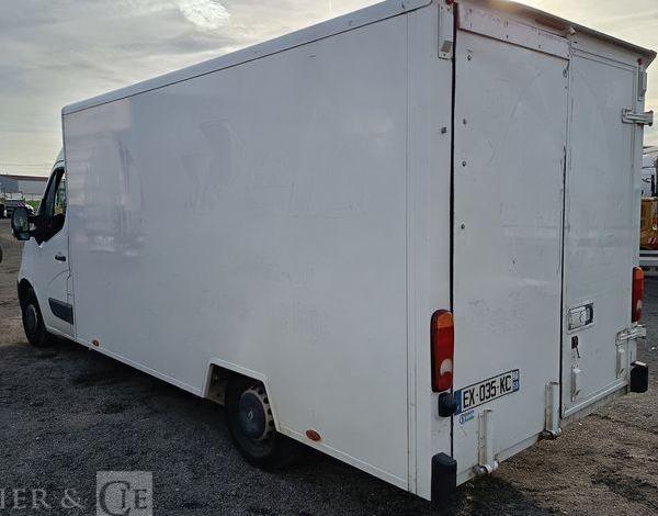 RENAULT MASTER F3500 2.3 DCI 130ch CAISSE GRAND CONFORT – DIESEL – 261535 KMS ANNEE 2018 BLANC EX-035-KC