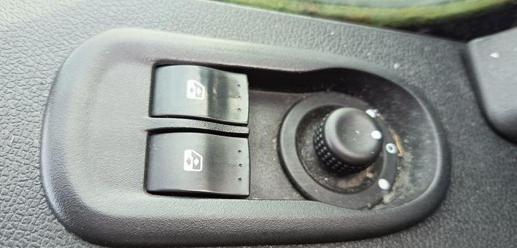 RENAULT MASTER F3500 2.3 DCI 130ch CAISSE GRAND CONFORT – DIESEL – 261535 KMS ANNEE 2018 BLANC EX-035-KC