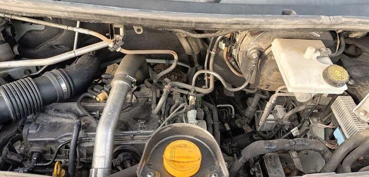 RENAULT MASTER F3500 2.3 DCI 130ch CAISSE GRAND CONFORT – DIESEL – 261535 KMS ANNEE 2018 BLANC EX-035-KC