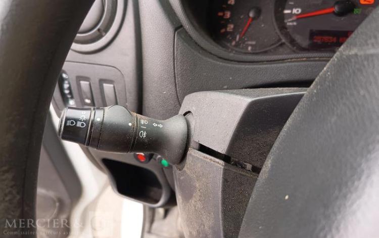 RENAULT MASTER III 2,3 DCI 16V 130CV AVEC NACELLE KLUBB BLANC EX-302-BV