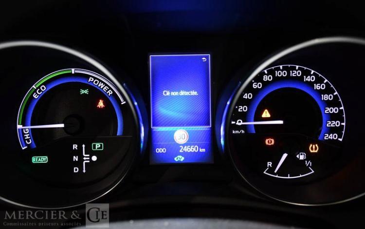 TOYOTA AURIS 1.8 HSD 136H 100ch FULL-HYBRID DESIGN  BVA GRIS EZ-847-VN