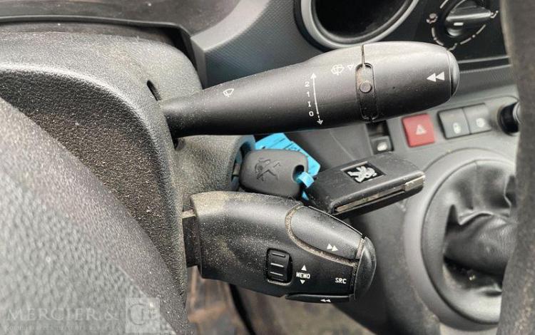 PEUGEOT PARTNER STD 100CH PACK BLANC FB-073-HS