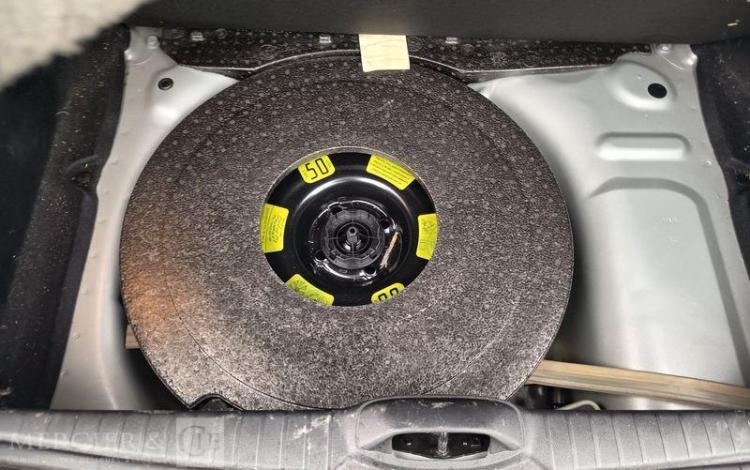 PEUGEOT 208 1.5 BLUEHDI 100 ALLURE BUSINESS GRIS FB-790-WX