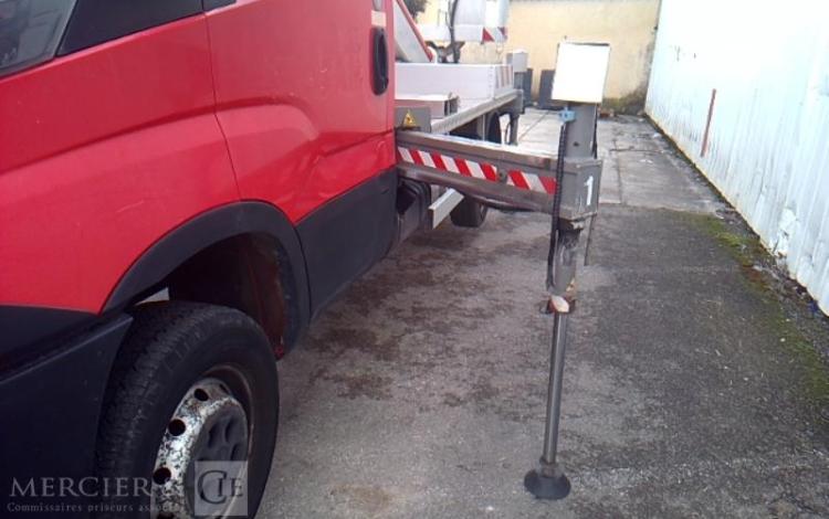 MULTITEL DAILY AVEC NACELLE MULTITEL MT222 22M  FC-052-AD