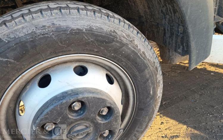 NISSAN NT400 CABSTAR 3,0 TD 16V 130ch AVEC BENNE – DIESEL – 71136 KMS – ANNEE 2019 BLANC FD-097-GH