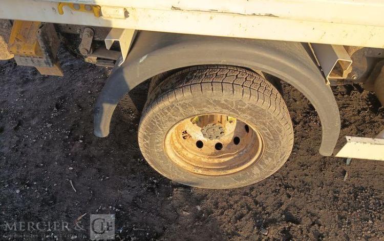 NISSAN NT400 CABSTAR 3,0 TD 16V 130ch AVEC BENNE – DIESEL – 71136 KMS – ANNEE 2019 BLANC FD-097-GH