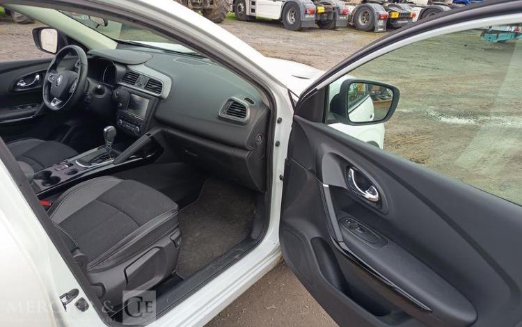 RENAULT KADJAR 1,2 TCE 130 ENERGY INTENS EDC – ESSENCE – 79652 KMS – ANNEE 2018 BLANC FD-884-HT