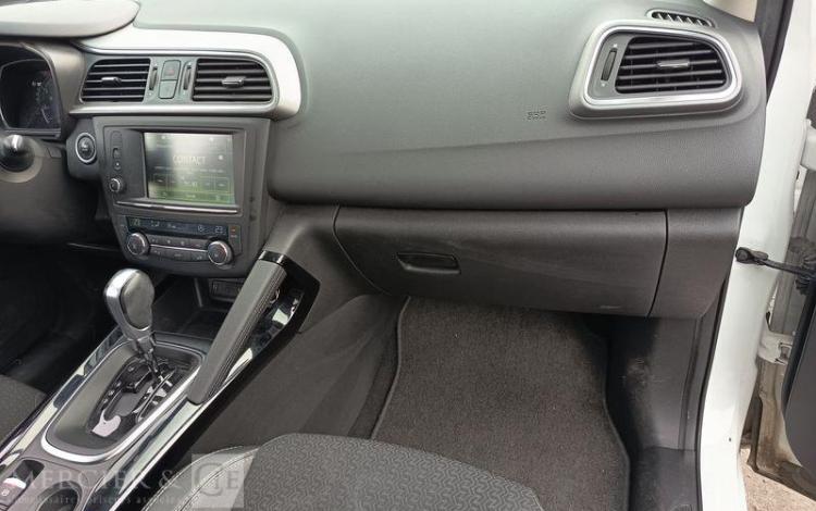 RENAULT KADJAR 1,2 TCE 130 ENERGY INTENS EDC – ESSENCE – 79652 KMS – ANNEE 2018 BLANC FD-884-HT