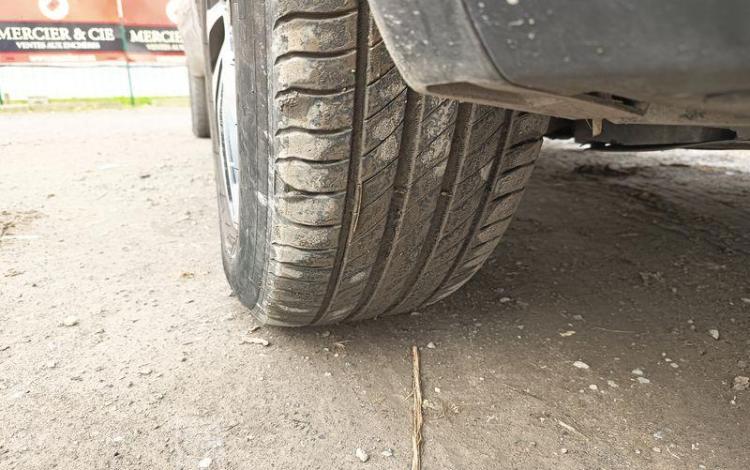 RENAULT KADJAR 1,2 TCE 130 ENERGY INTENS EDC – ESSENCE – 79652 KMS – ANNEE 2018 BLANC FD-884-HT