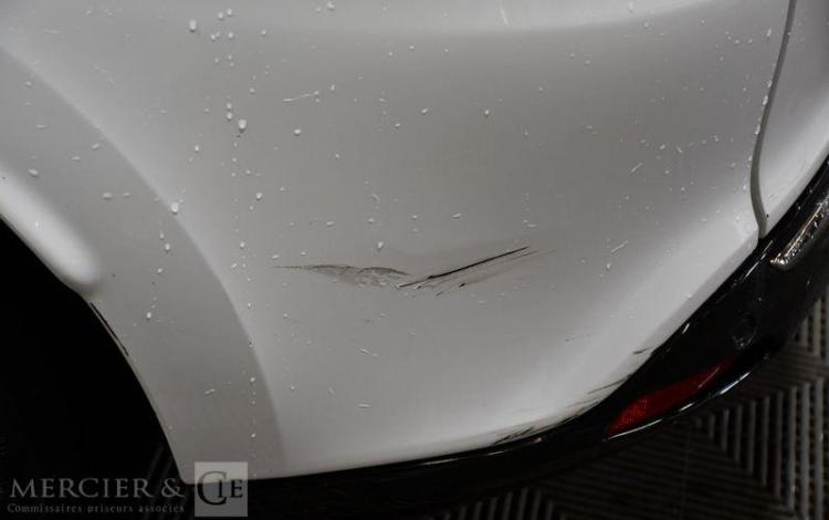 RENAULT CLIO ESTATE 90CH INTENS BLANC FE-238-AK