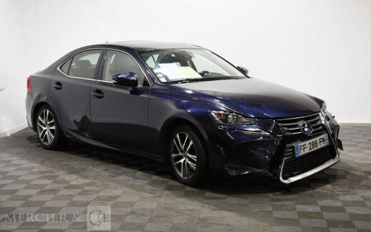 LEXUS IS BLEU FF-286-FM