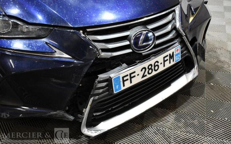 LEXUS IS BLEU FF-286-FM