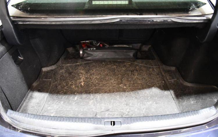 LEXUS IS BLEU FF-286-FM