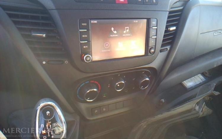 IVECO 35-140 FOURGON BLANC FF-395-CY