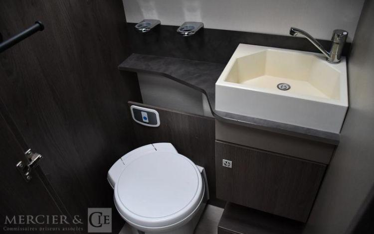 CHALLENGER CAMPING CAR PROFILE GRAPHIT 358  EDITION  CHASSIS FORD TRANSIT 170CV  FF-788-ZR