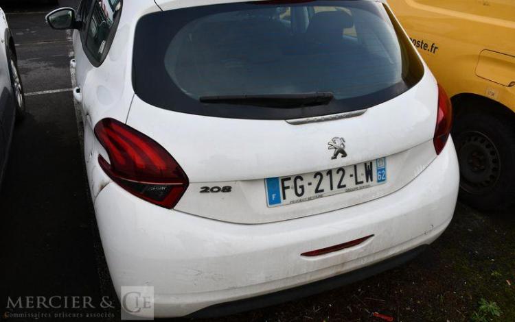 PEUGEOT 208 1.2 PURETECH 80ch ACTIVE BLANC FG-212-LW
