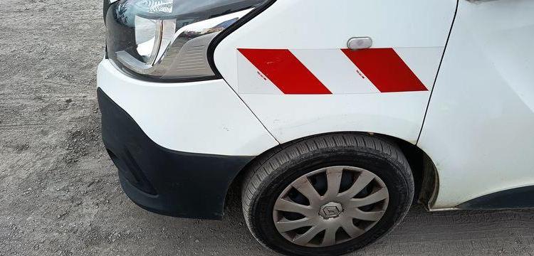 RENAULT TRAFIC III 1,6 DCI 16V ENERGY DIESEL AVEC NACELLE KLUBB K21 – 9 M – 1201 HEURES BLANC FG-256-YR