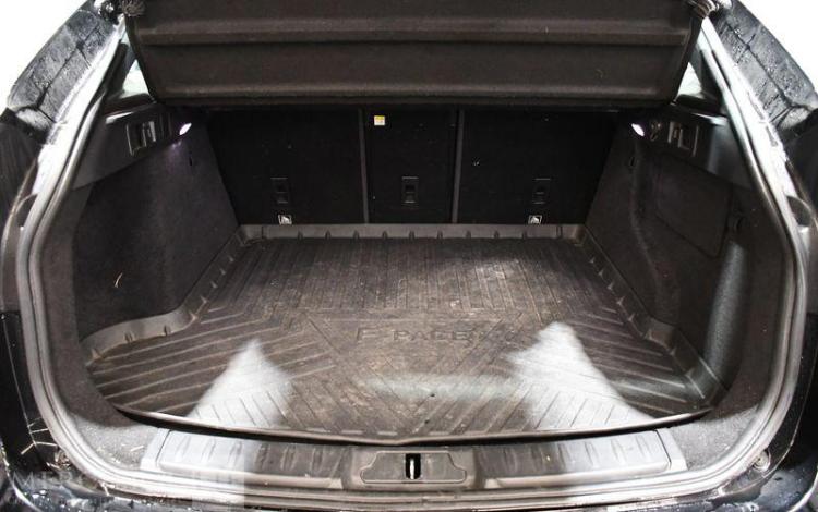 JAGUAR F-PACE 2,0 D 180 R-SPORT AWD BVA NOIR FG-667-VN