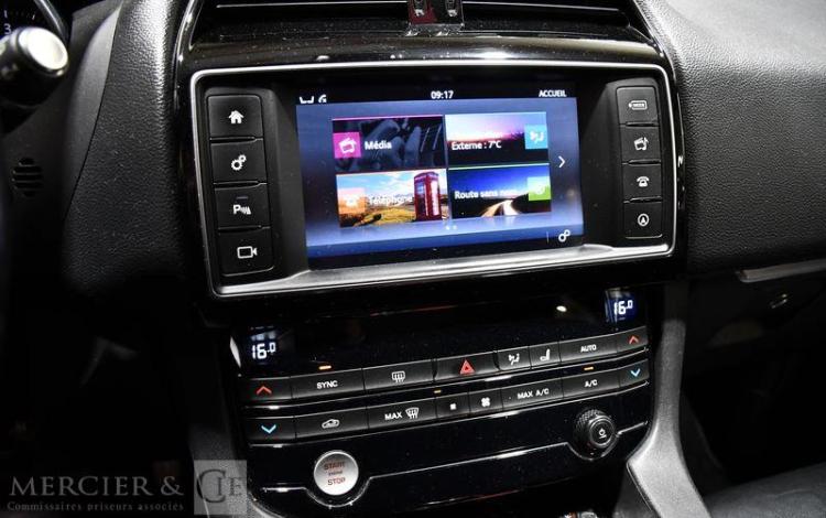 JAGUAR F-PACE 2,0 D 180 R-SPORT AWD BVA NOIR FG-667-VN