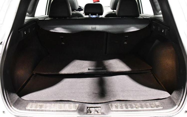 RENAULT KADJAR 1,3 TCE 140 FAP EDC BLACK EDITION BLANC FH-722-VR