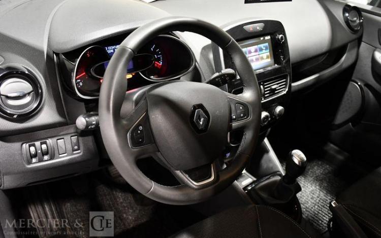 RENAULT CLIO IV SOCIETE 1.5 DCI 90ch ENERGY BUSINESS BLANC FJ-435-BZ