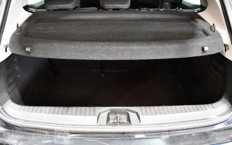 RENAULT CLIO ZEN TCE 100 NOIR FJ-736-BX