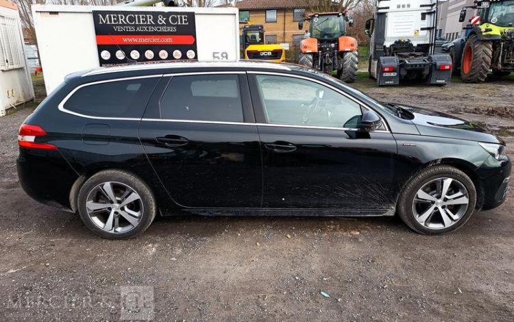 PEUGEOT 308 SW 1,6 BLUEHDI 120 S&S GT LINE – DIESEL – 136797 KMS – ANNEE 2019 BLANC FK-093-FB