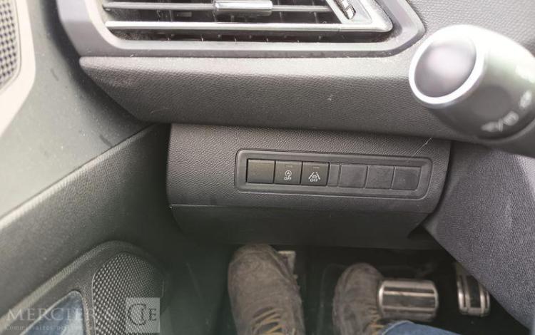 PEUGEOT 308 SW 1,6 BLUEHDI 120 S&S GT LINE – DIESEL – 136797 KMS – ANNEE 2019 BLANC FK-093-FB