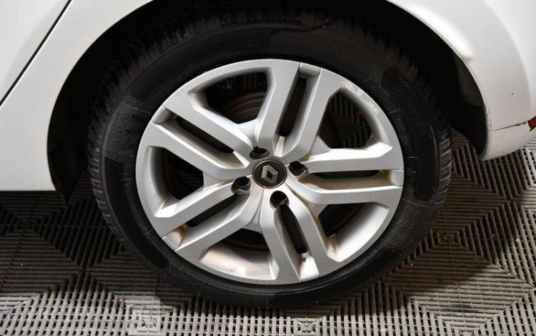 RENAULT CLIO IV SOCIETE 1.5 DCI 75ch BUSINESS REVERSIBLE BLANC FK-361-GF