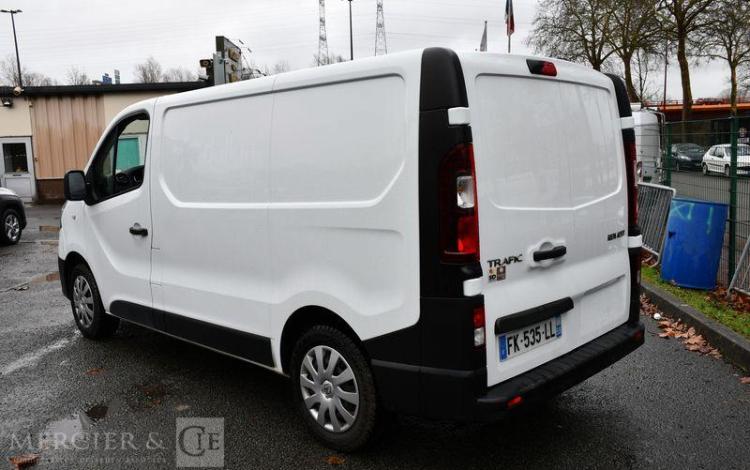 RENAULT TRAFIC L1H1 GCF 1200 DCI 120 BLANC FK-535-LL