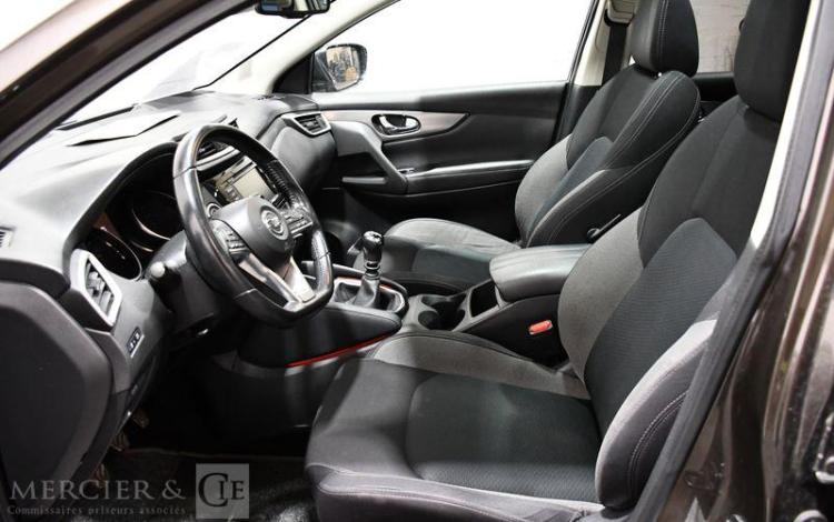 NISSAN QASHQAI 1,3 DIG-T N-CONNECTA MARRON FM-381-CM