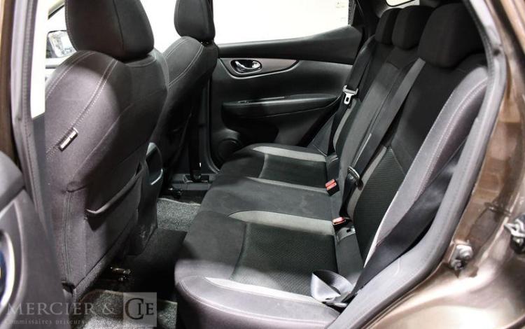 NISSAN QASHQAI 1,3 DIG-T N-CONNECTA MARRON FM-381-CM