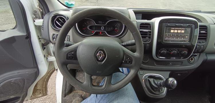 RENAULT TRAFIC 1,6DCI 120CV AVEC NACELLE KLUBB/K21 – 9M – 1138 HEURES  – ANNEE 2020 BLANC FN-131-ML