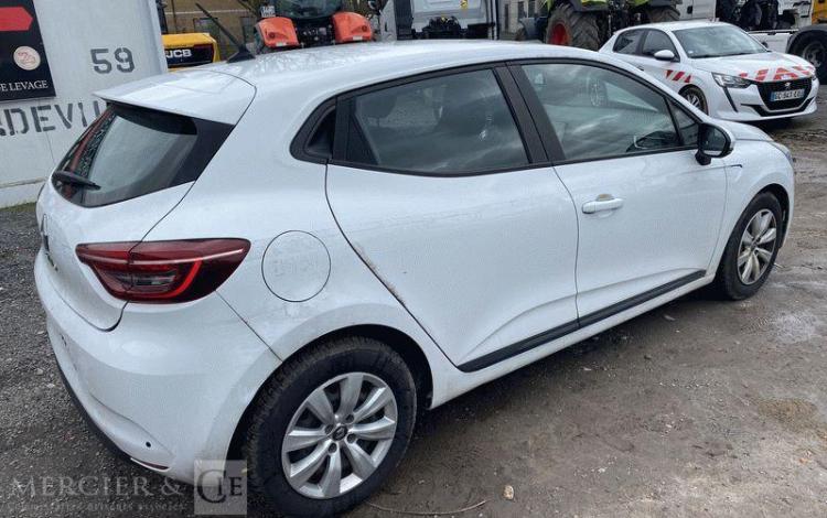 RENAULT CLIO STE 85CH AIR NAV BLANC FN-409-HJ